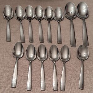 Oneida Metra Spoons Lot Of 14